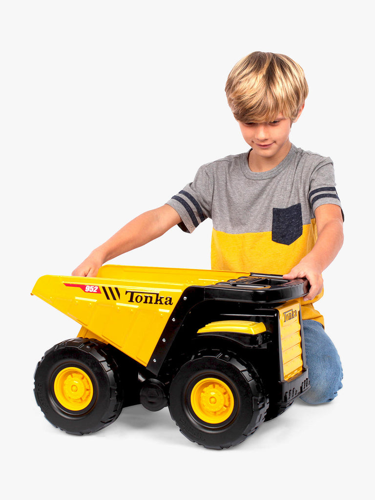 Mighty dump truck online